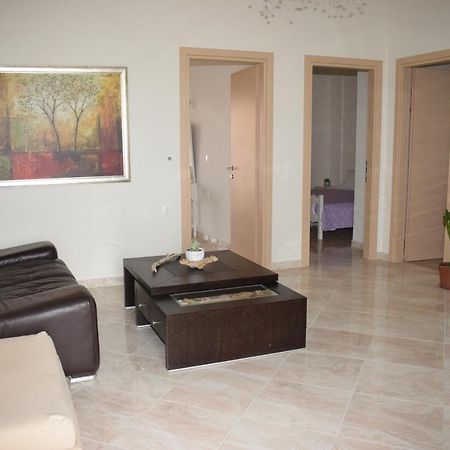Mary'S Apartments Close To The Sea Agios Georgios  Ngoại thất bức ảnh