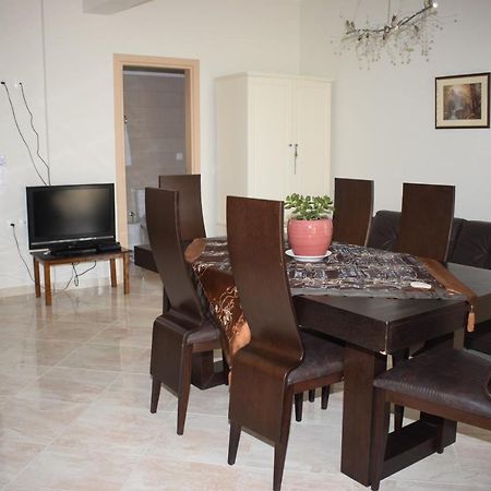 Mary'S Apartments Close To The Sea Agios Georgios  Ngoại thất bức ảnh