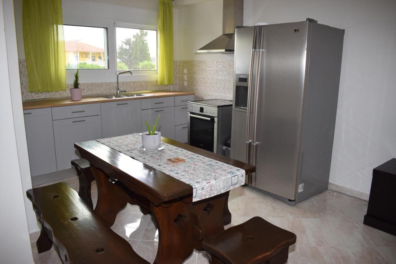 Mary'S Apartments Close To The Sea Agios Georgios  Ngoại thất bức ảnh