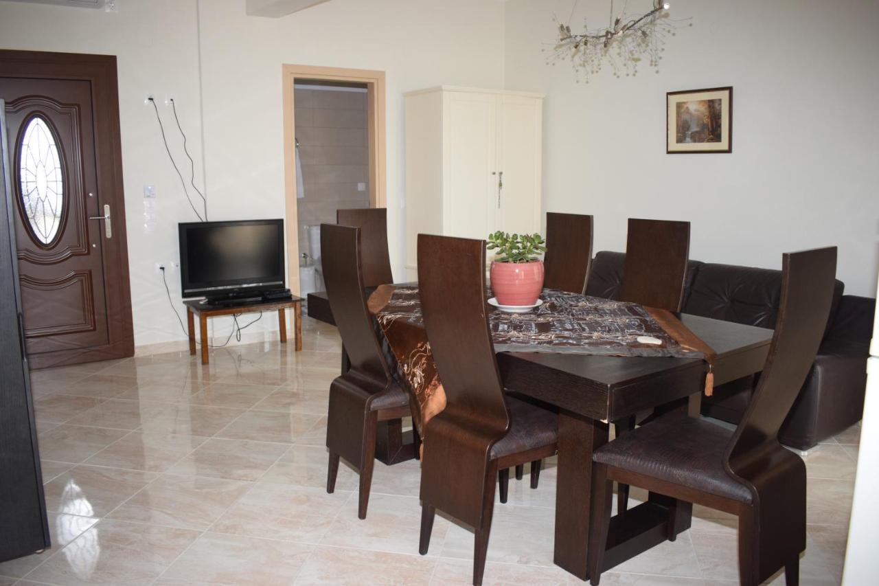 Mary'S Apartments Close To The Sea Agios Georgios  Ngoại thất bức ảnh